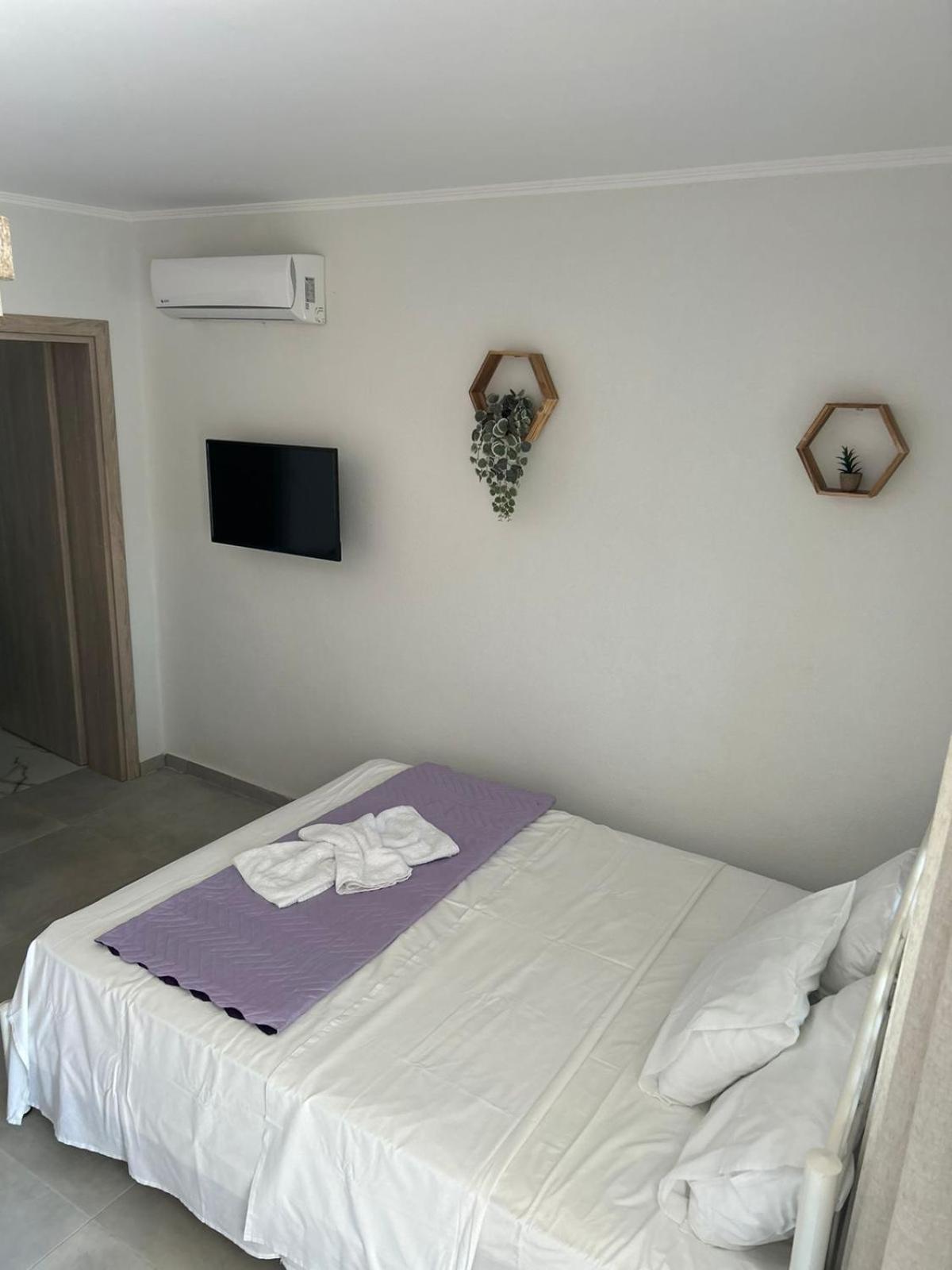 Amaya Pine Rooms Keramotí Eksteriør bilde